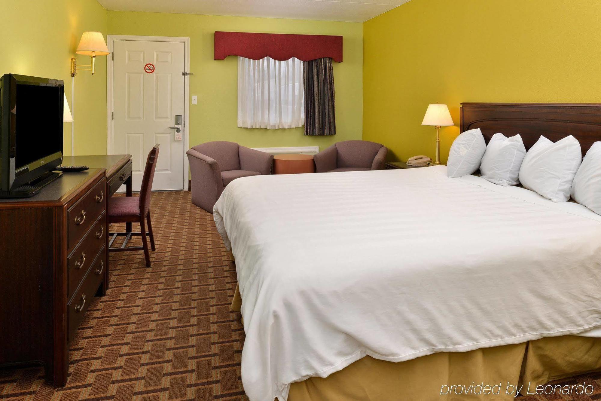 American Inn Princeton Eksteriør billede